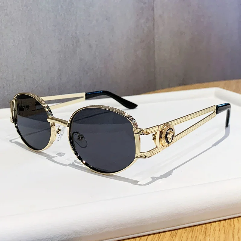 Damen elegante Sonnenbrille mit luxuriösem Rahmen und filigranem Design Brehn