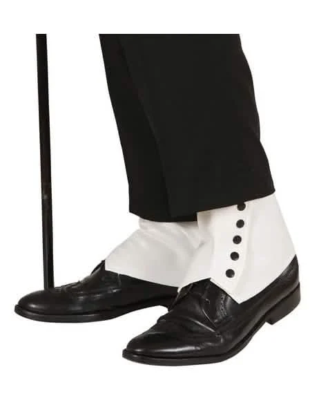 Sur chaussures blanches pour adulte avec boutons noirs