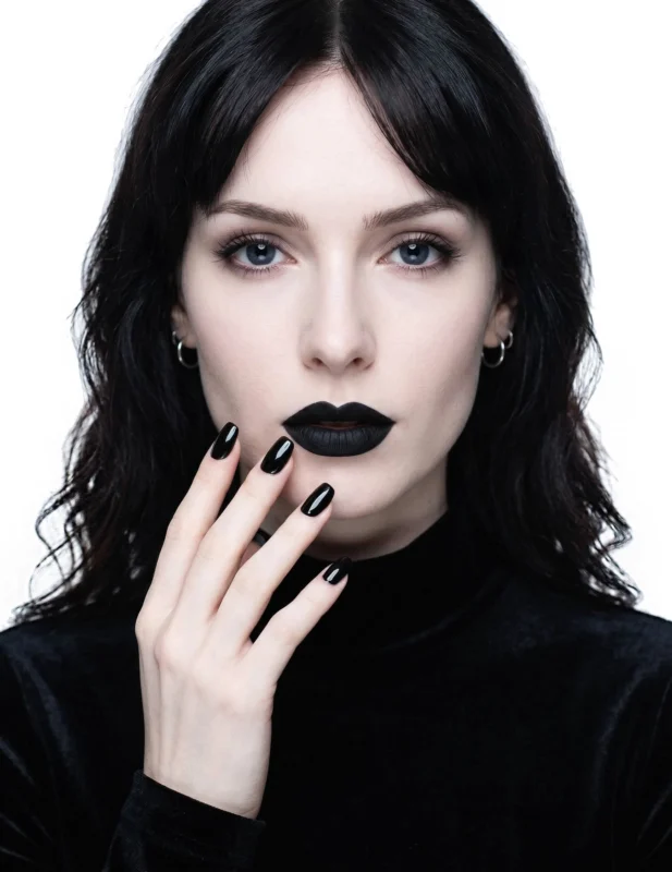1 in 2 Schwarzer Nagellack und Lippenstift für Erwachsene Halloween